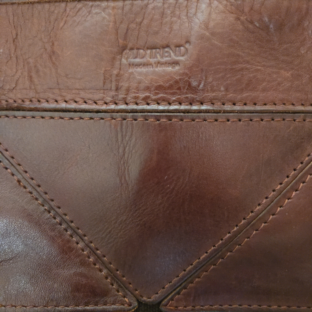 Old Trend Brown Leather Prism Tote With Missing Stud Rivet GUC - Picture 10 of 16